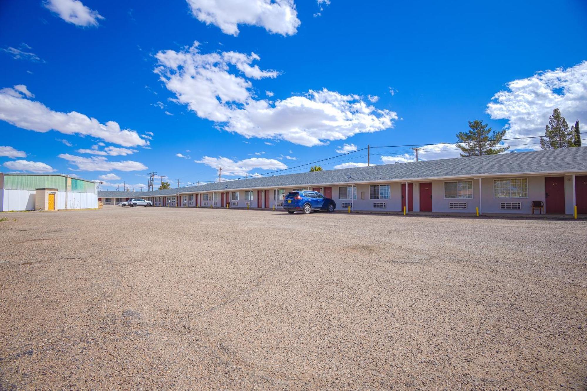 Holiday Motel, Lordsburg By Oyo Bagian luar foto